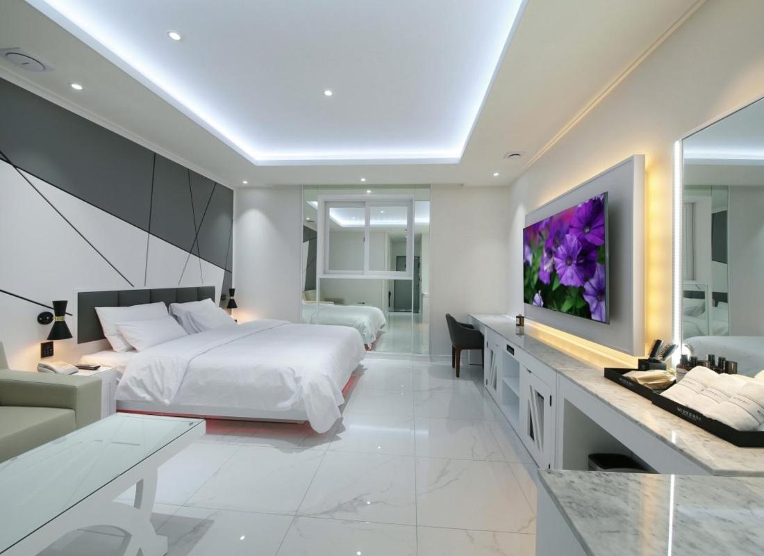 Wj Hotel Pool House ونجو المظهر الخارجي الصورة