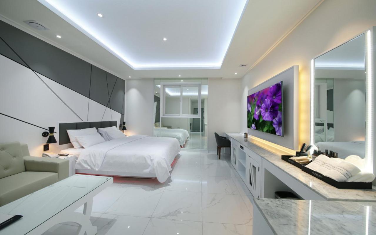 Wj Hotel Pool House ونجو المظهر الخارجي الصورة